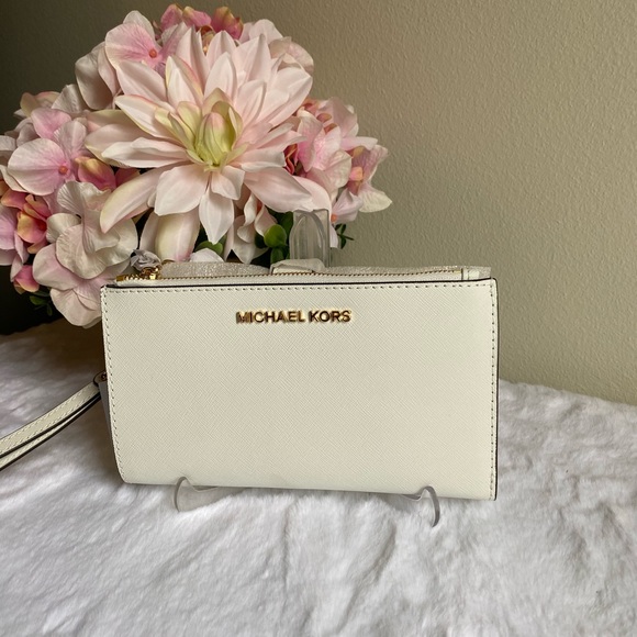 Michael Kors double zipper wrestle